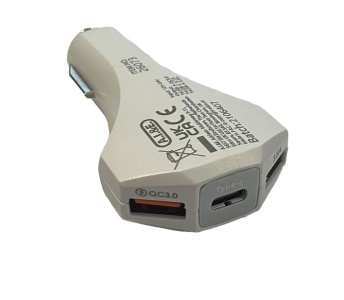 SZIVARGYUJTÓ ALJZAT 3-AS USB TYPE-C/TYPE-A 12-24V
