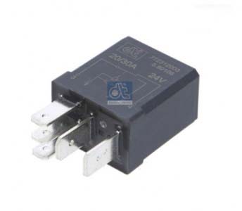 RELÉ 24V 5 LÁBAS KESKENY 30/20A